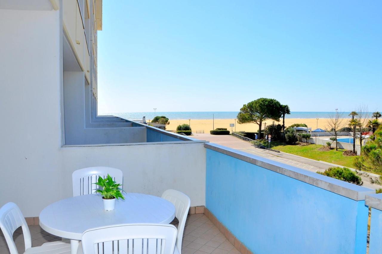 Residence Itaca Bibione Exterior photo