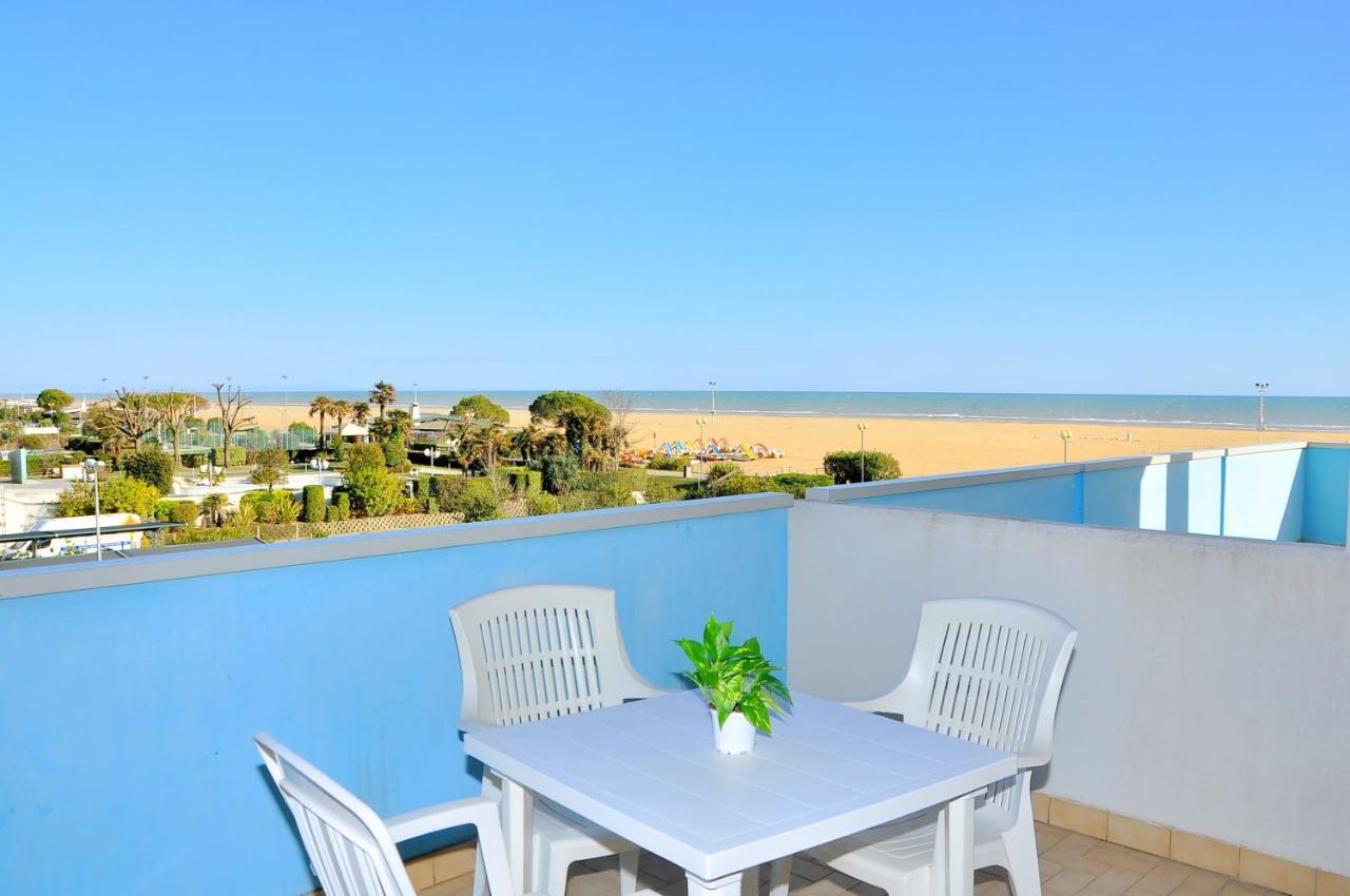 Residence Itaca Bibione Exterior photo