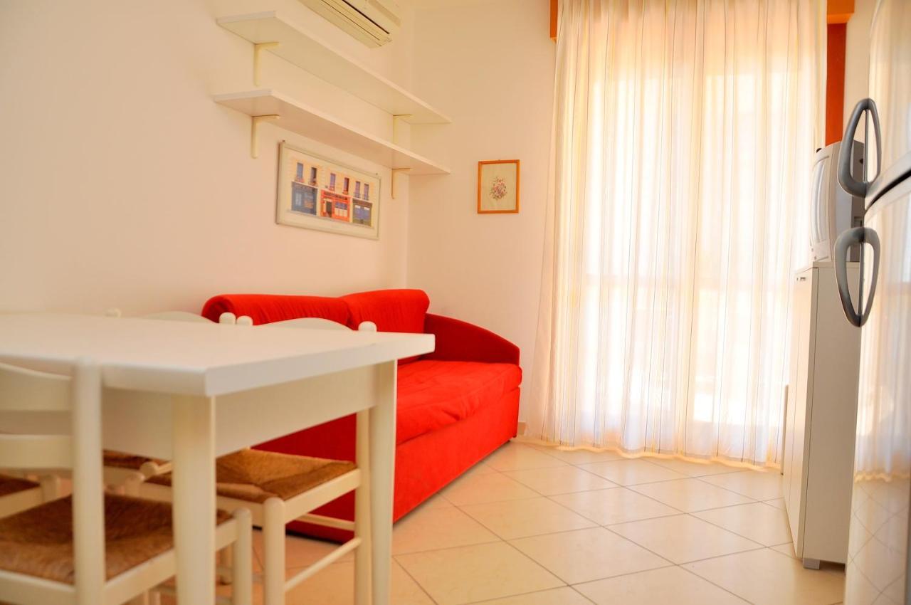 Residence Itaca Bibione Exterior photo
